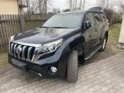 Toyota Land Cruiser 3,0 D-4D Executive Aut. 5h / Facelift / Alusta massattu / P.kamera / Nahat / Keyless / Koukku / S.penkit /